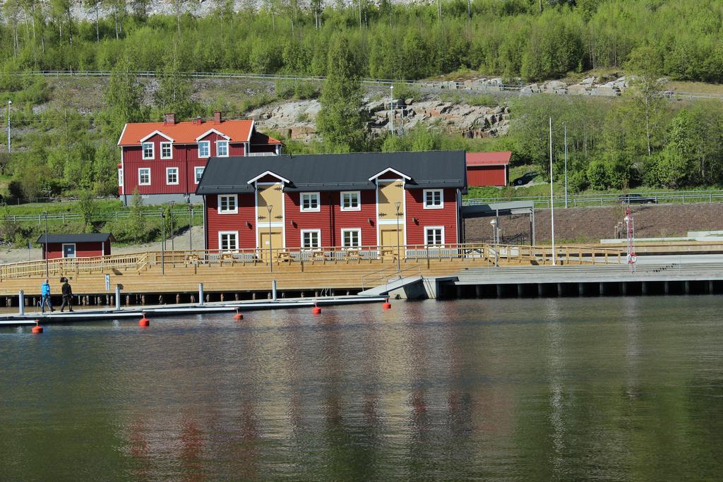 Oernskoeldsviks Gaesthamn Hostel Exterior photo
