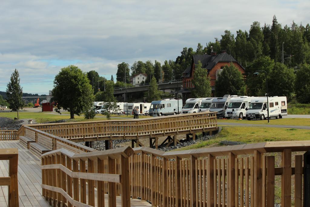 Oernskoeldsviks Gaesthamn Hostel Exterior photo